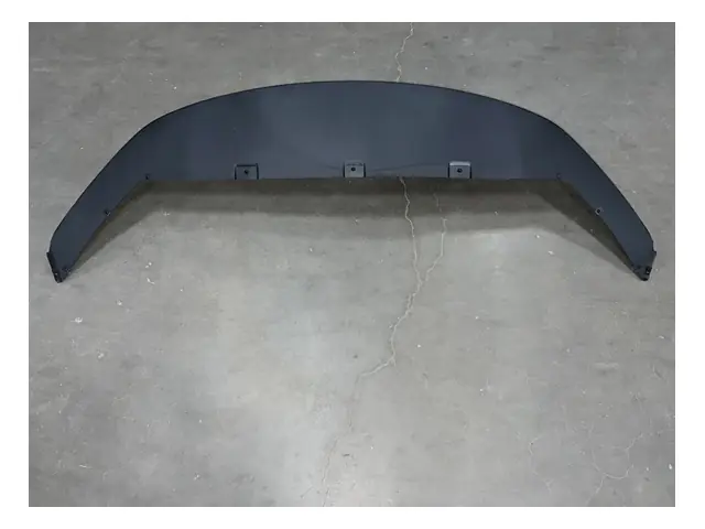 Front bumper · 前保险杠下进气网格