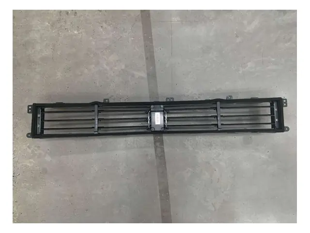 Front bumper · 主动进气格栅总成