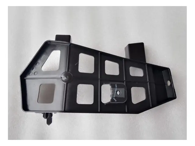 Rear bumper · 后保险杠左下支撑支架总成