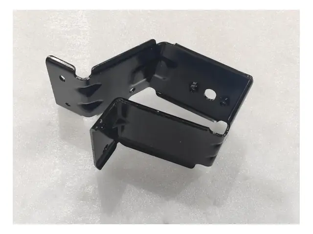 Front bumper · 前保险杠左中安装支架总成