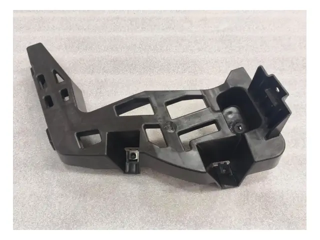 Rear bumper · 后保险杠右前支架总成