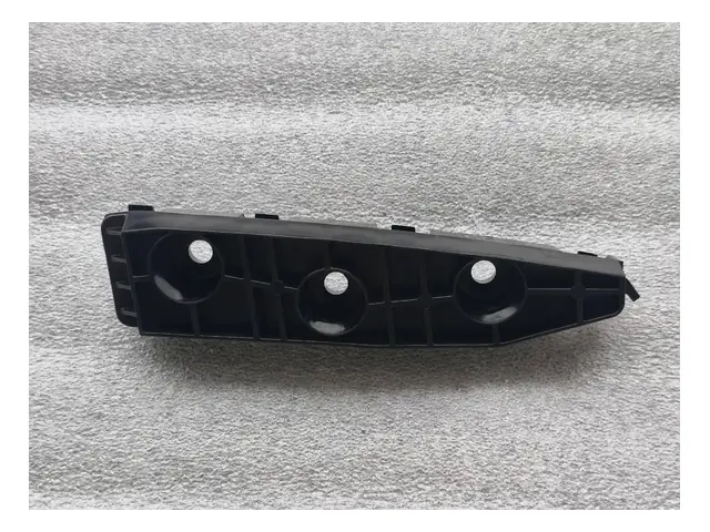 Front bumper · 前保险杠右前支架