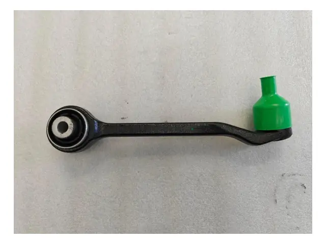 Control arms · 前悬右后下摆臂总成
