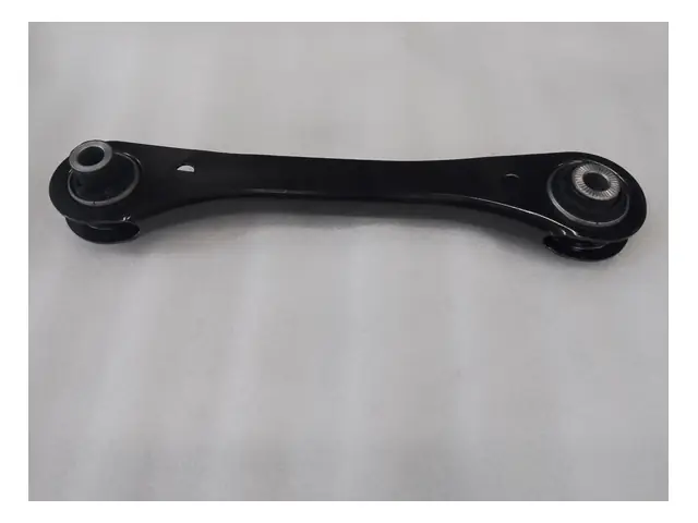Control arms · 后悬控制臂总成