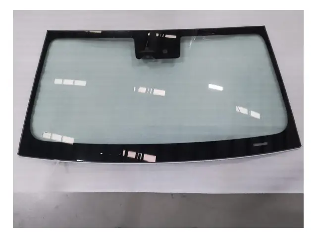Glass and seals · 前风窗玻璃总成