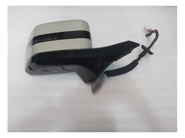 Rear-view mirrors · 右外后视镜分装总成