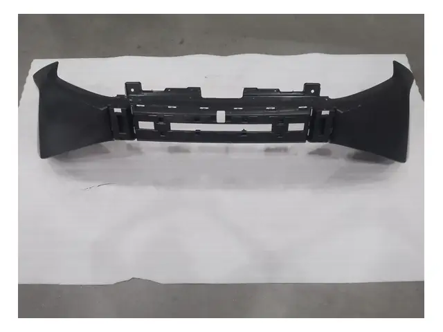 Front bumper · 前保险杠上本体