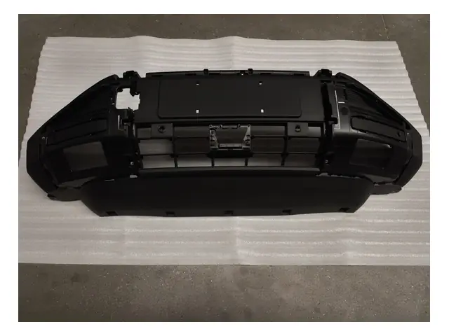 Front bumper · 前保险杠下本体