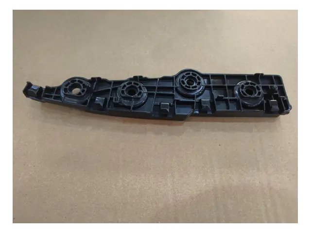 Front bumper · 前保险杠左支架