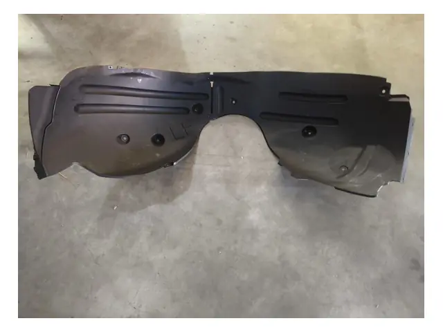 Mudguards · 左前轮挡泥板总成