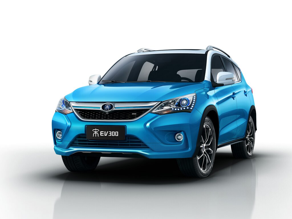 2017 BYD Song EV300, blue SUV with white roof, front three-quarter view; model recognition reference, specifications vary by year and market